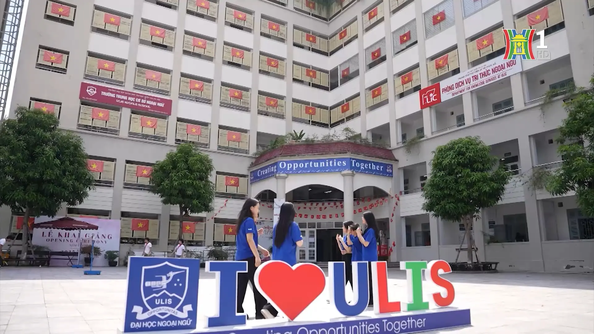 Giáo dục và đối ngoại, tự hào cùng đất nước | Phóng sự tài liệu | 18/11/2025